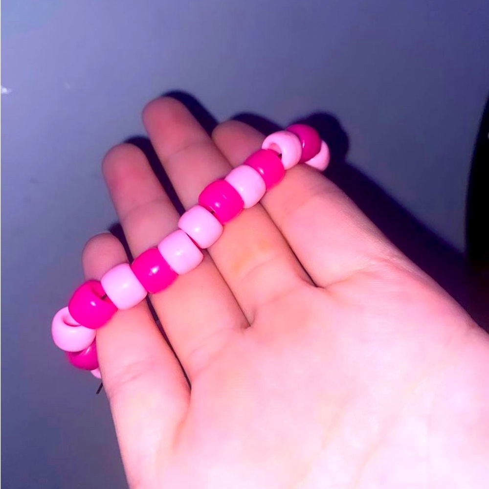 cute fashionable beaded bracelets